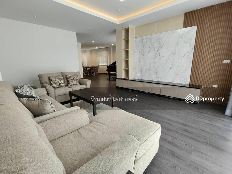 บ้านถนนสุขุมวิท (ใกล้สถานี BTS ทองหล่อ-เอกมัย) 50 ตร.ว. พื้นที่อาคาร 330 ตร.ม. สูง 3 ชั้น ทำเลสะดวก 