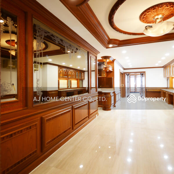 For Sale - The Royal Vibhavadi, Bangkok