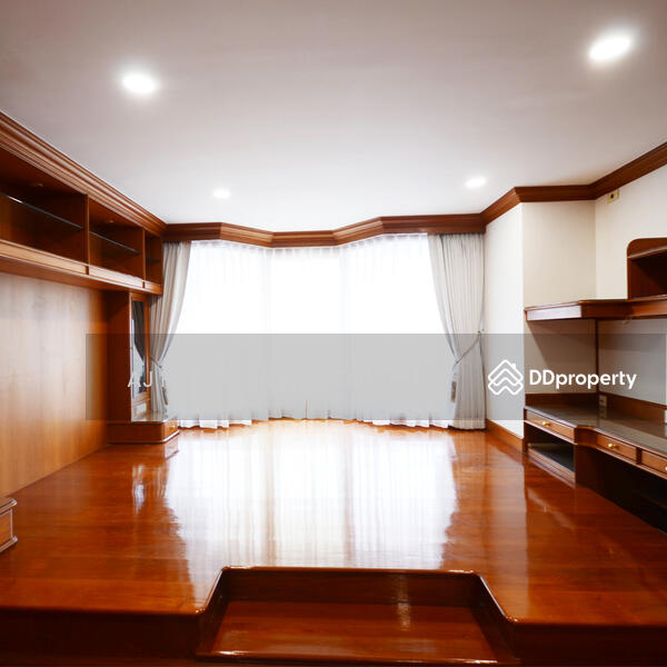 For Sale - The Royal Vibhavadi, Bangkok