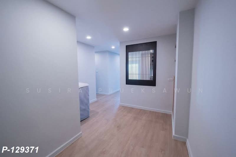 Sarin Place, Bangkok, Ratchadaphisek, Lat Yao, Chatuchak, Bangkok, 2 Bedrooms, 110 sqm, Condo For Sale, by Susira Prueksawun, 10899868 - DDproperty.com