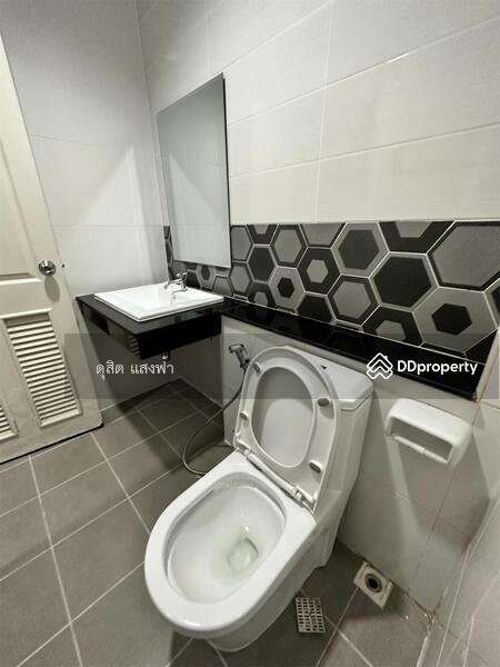 ให้เช่าทาวน์โฮม ม.เซนสิริสปอร์ตทาวน์ แหลมฉบัง ศรีราชา, Chon Buri (Pattaya), Thung Suk La, Si Racha, Chon Buri (Pattaya), 3 Bedrooms, 160 sqm, Townhouse For Rent, by Dusit Saengfa, 10900500 - DDproperty.com