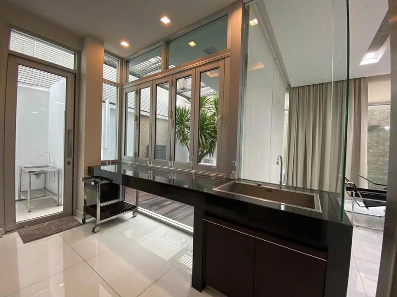 The Landmark Residence, Bangkok, Chan Kasem, Chatuchak, Bangkok, 4 Bedrooms, 300 sqm, Townhouse For Rent, by ปรินทร์ญาดา ชิณโชติ, 10904526 - DDproperty.com