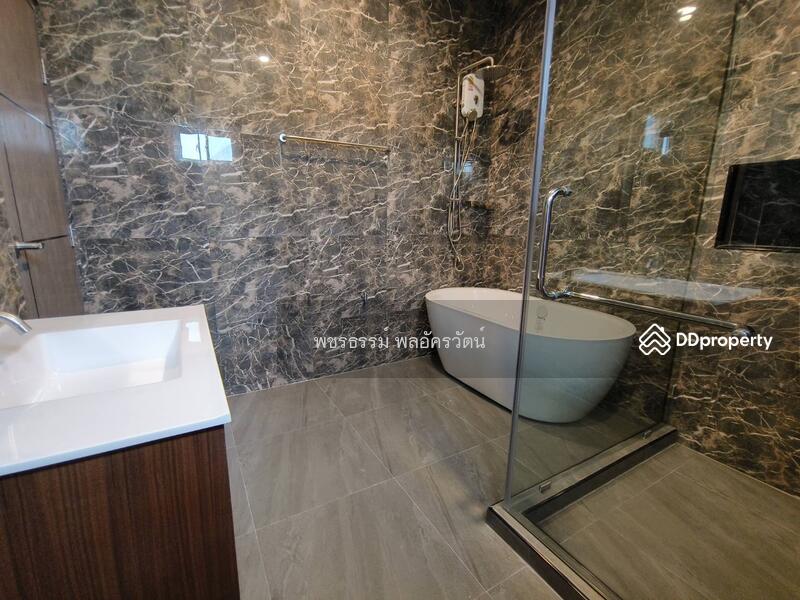 Single house sukhumvit 65, Bangkok, Phra Kanong Nua, Watthana, Bangkok, 4 Bedrooms, 330 sqm, Single Detached House For Rent, by Rattapon Sivamok, 10906450 - DDproperty.com