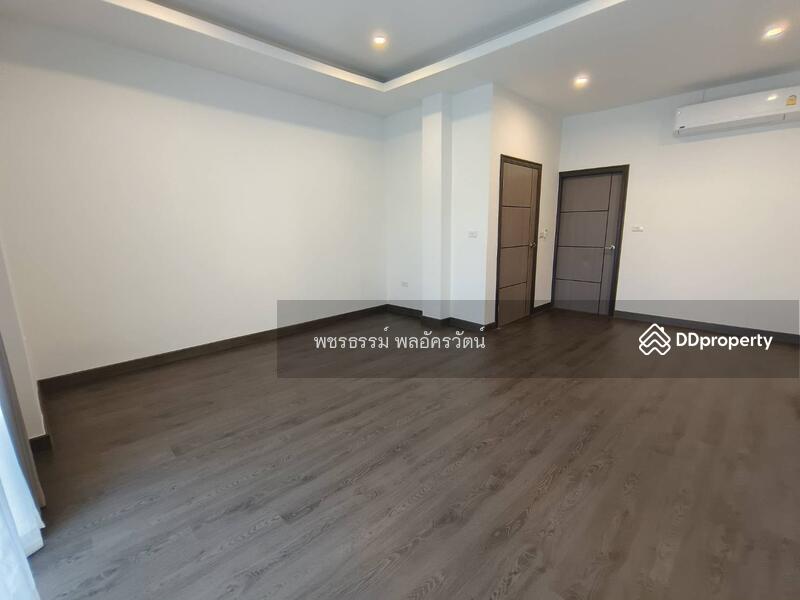 Single house sukhumvit 65, Bangkok, Phra Kanong Nua, Watthana, Bangkok, 4 Bedrooms, 330 sqm, Single Detached House For Rent, by Rattapon Sivamok, 10906450 - DDproperty.com