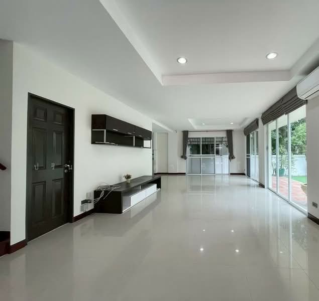 Villa Arcadia Srinakarin, Samut Prakan, Soi Moo Ban Villa Arcadia Srinagarindra, Bang Kaeo, Bang Plee, Samut Prakan, 5 Bedrooms, 388 sqm, Single Detached House For Rent, by ปรินทร์ญาดา ชิณโชติ, 10907632 - DDproperty.com
