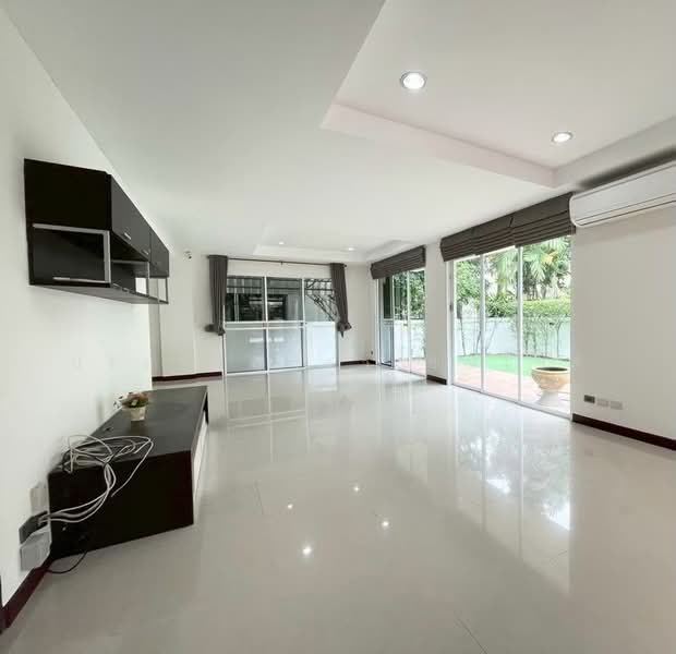 Villa Arcadia Srinakarin, Samut Prakan, Soi Moo Ban Villa Arcadia Srinagarindra, Bang Kaeo, Bang Plee, Samut Prakan, 5 Bedrooms, 388 sqm, Single Detached House For Rent, by ปรินทร์ญาดา ชิณโชติ, 10907632 - DDproperty.com