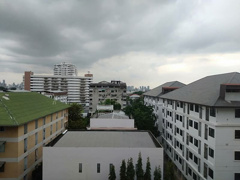 Lumpini Condo Town Bodindecha Ramkhamhaeng, Bangkok, Soi Ramkhamhaeng 43/1, Phlapphla, Wang Thonglang, Bangkok, 1 Bedroom, 25 sqm, Condo For Rent, by ภัทร อิสรางกูร, 10911421 - DDproperty.com