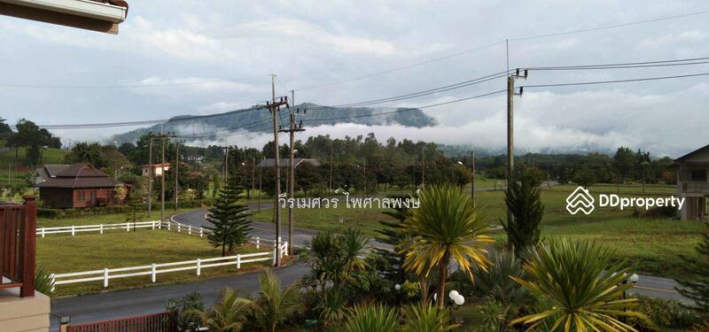 Sale Villa Khao Kho (near the sea fog viewpoint and Wat Phra That Phasornkaew) in area of 259 sq.wah