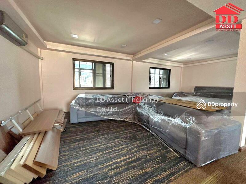 ตึกโชคชัย4, Bangkok, โชคชัย 4, Saphan Song, Wang Thonglang, Bangkok, , 400 sqm, Shophouse For Sale, by DD Asset (Thailand) Co.,Ltd, 10915584 - DDproperty.com
