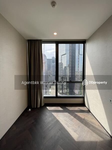 The Esse Sukhumvit 36, Bangkok, Soi Sukhumvit 36, Sukhumvit Road, Phra Kanong, Khlong Toei, Bangkok, 1 Bedroom, 39 sqm, Condo For Rent, by Agentbkk, 10922292 - DDproperty.com