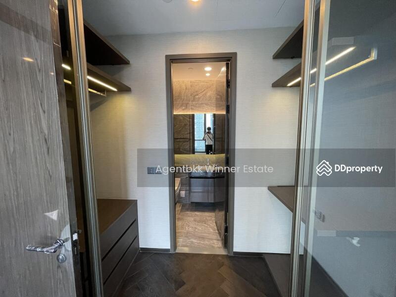 The Esse Sukhumvit 36, Bangkok, Soi Sukhumvit 36, Sukhumvit Road, Phra Kanong, Khlong Toei, Bangkok, 1 Bedroom, 39 sqm, Condo For Rent, by Agentbkk, 10922292 - DDproperty.com