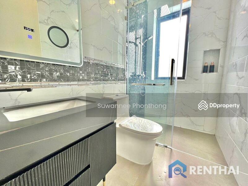 For Sale - Palm Lakeside Villas, Chon Buri (Pattaya)