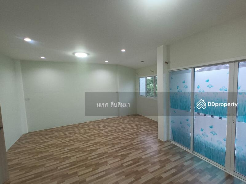 บ้านแฝด 2 ชั้นเนื้อที่กว้าง พิกัดเครือสหพัฒน์ หมู่บ้านคันทรีวิลเลท3 ซอยไร่1, Chon Buri (Pattaya), Nong - Kham, Si Racha, Chon Buri (Pattaya), 3 Bedrooms, 120 sqm, Single Detached House For Sale, by นเรศ สืบสิมมา, 10926404 - DDproperty.com