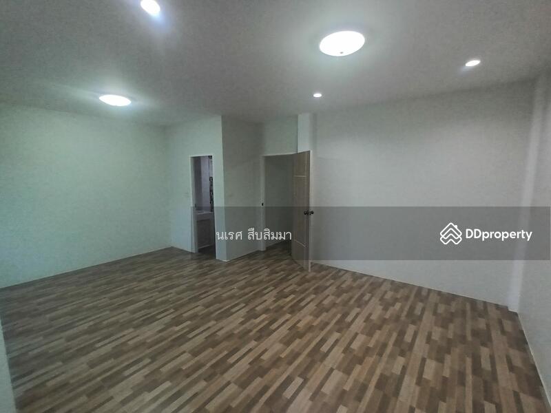 บ้านแฝด 2 ชั้นเนื้อที่กว้าง พิกัดเครือสหพัฒน์ หมู่บ้านคันทรีวิลเลท3 ซอยไร่1, ชลบุรี, หนองขาม, ศรีราชา, ชลบุรี, 120 ตร.ม., บ้านเดี่ยว ขาย, โดย นเรศ สืบสิมมา, 10926404 - DDproperty.com