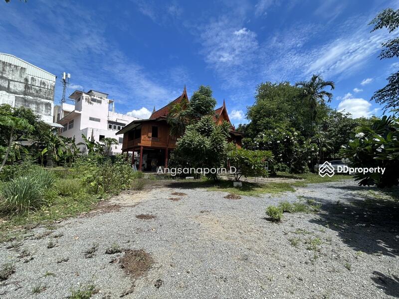 ขายบ้านเรือนไทยไม้สัก สุขุมวิท 101 ซอยปุณณวิถี 28, Bangkok, Bang Chak, Phra Khanong, Bangkok, 6 Bedrooms, 130 sqm, Single Detached House For Sale, by Angsanaporn D, 10926771 - DDproperty.com