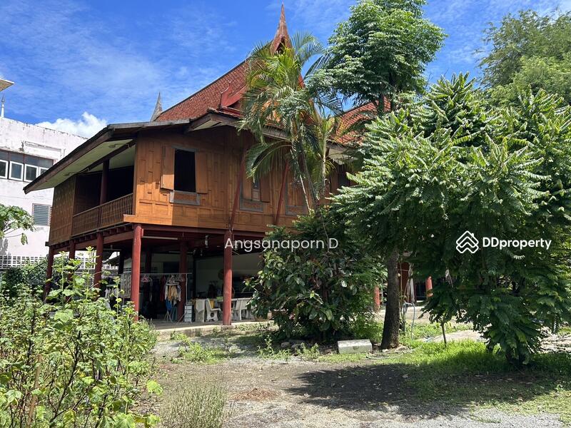 ขายบ้านเรือนไทยไม้สัก สุขุมวิท 101 ซอยปุณณวิถี 28, Bangkok, Bang Chak, Phra Khanong, Bangkok, 6 Bedrooms, 130 sqm, Single Detached House For Sale, by Angsanaporn D, 10926771 - DDproperty.com