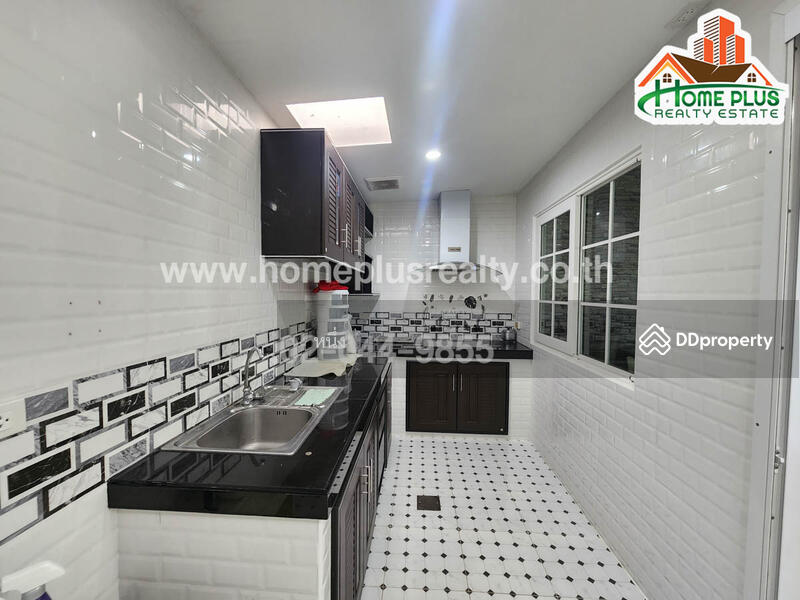 Golden Town 2 Srinakarin-Sukhumvit : โกลเด้น ทาวน์ 2 ศรีนครินทร์-สุขุมวิท, สมุทรปราการ, 144 ซอย ทรัพย์พัฒนา, บางเมือง, เมืองสมุทรปราการ, สมุทรปราการ, 117 ตร.ม., ทาวน์เฮ้าส์ ขาย, โดย หนึ่ง, 10928535 - DDproperty.com