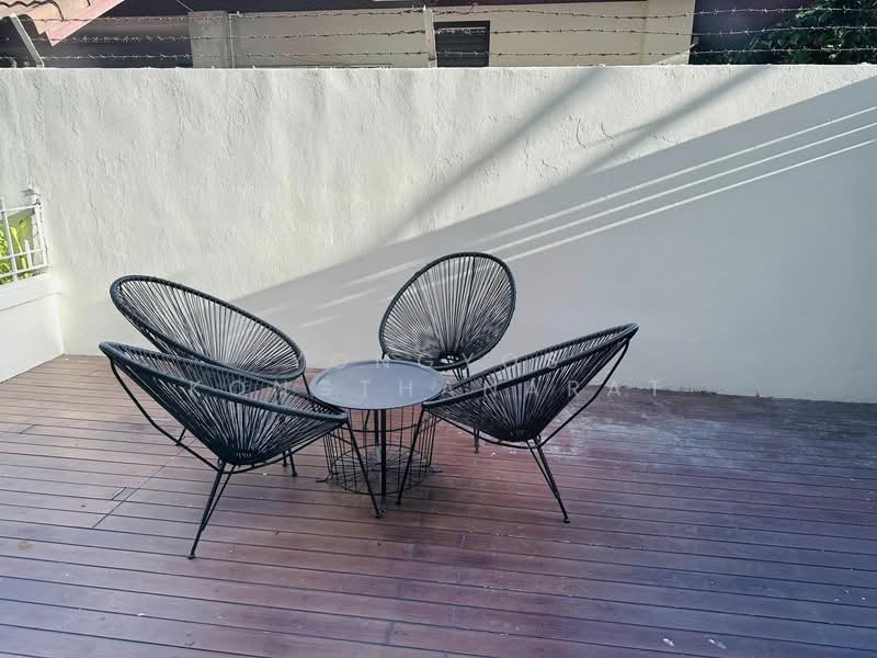 Moo Baan Chicha Castle, Bangkok, Sukhumvit 31, Khlongtoei Nua, Watthana, Bangkok, 4 Bedrooms, 400 sqm, Townhouse For Rent, by Thai Real Estate Broker Association (TREBA), 10930380 - DDproperty.com