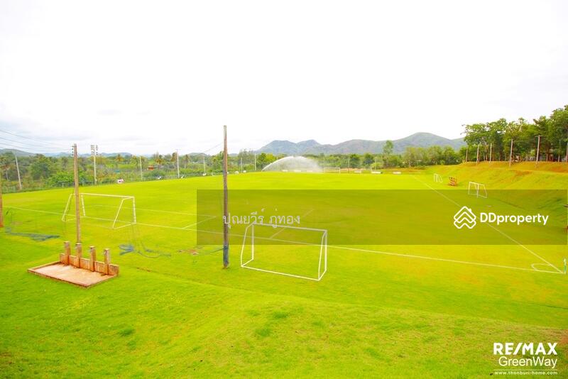 ขาย สนามฟุตบอล มาตรฐาน ขนาด 11 คน  เพชรบุรี แก่งกระจาน มีอาคารพัก เกือบ 22 ไร่ ขายเท่าราคาประเมิน