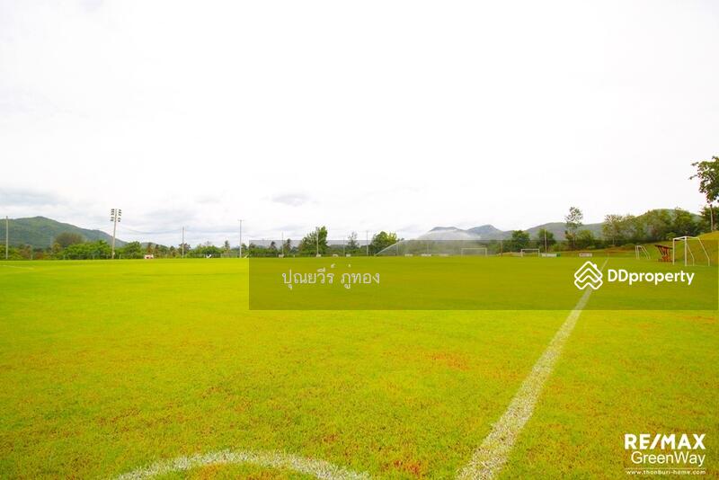 ขาย สนามฟุตบอล มาตรฐาน ขนาด 11 คน  เพชรบุรี แก่งกระจาน มีอาคารพัก เกือบ 22 ไร่ ขายเท่าราคาประเมิน