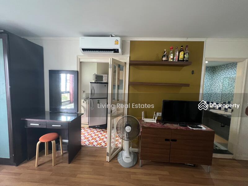 Lumpini Place Narathiwas 24, Bangkok, Sathu Pradit 19 Alley 3, Chong Nonsi, Yan Nawa, Bangkok, Studio, 31 sqm, Condo For Sale, by Living Real Estates, 10934806 - DDproperty.com
