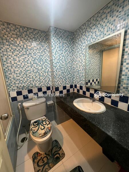 Lumpini Place Narathiwas 24, Bangkok, Sathu Pradit 19 Alley 3, Chong Nonsi, Yan Nawa, Bangkok, Studio, 31 sqm, Condo For Sale, by Living Real Estates, 10934806 - DDproperty.com