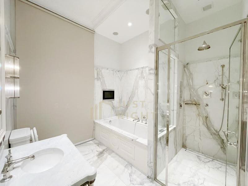 98 Wireless, Bangkok, 98 Wireless Road, Lumphini, Pathum Wan, Bangkok, 2 Bedrooms, 121 sqm, Condo For Rent, by Sarttra Wang, 10946246 - DDproperty.com