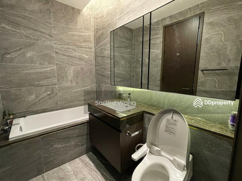 The Esse Sukhumvit 36, Bangkok, Soi Sukhumvit 36, Sukhumvit Road, Phra Kanong, Khlong Toei, Bangkok, 1 Bedroom, 38 sqm, Condo For Rent, by Sarttra Wang, 10946275 - DDproperty.com