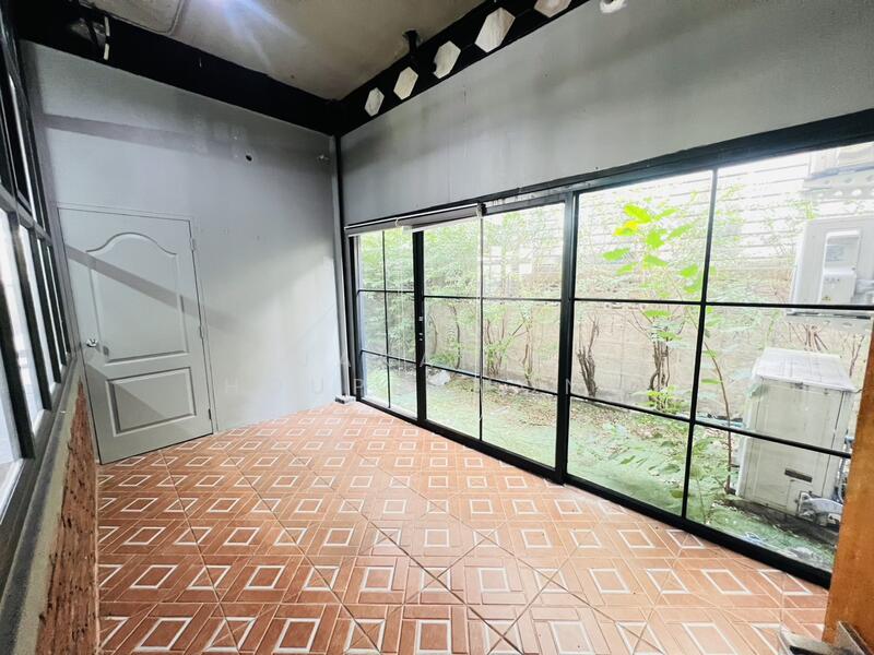 For Rent - ให้เช่าออฟฟิศ 3ชั้น ติวานนท์ อ.เมือง นนทบุรี ใกล้MRTกระทรวงสาธารณะสุข, Nonthaburi