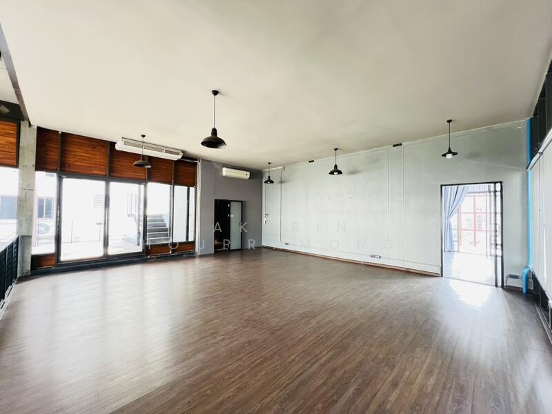 For Rent - ให้เช่าออฟฟิศ 3ชั้น ติวานนท์ อ.เมือง นนทบุรี ใกล้MRTกระทรวงสาธารณะสุข, Nonthaburi