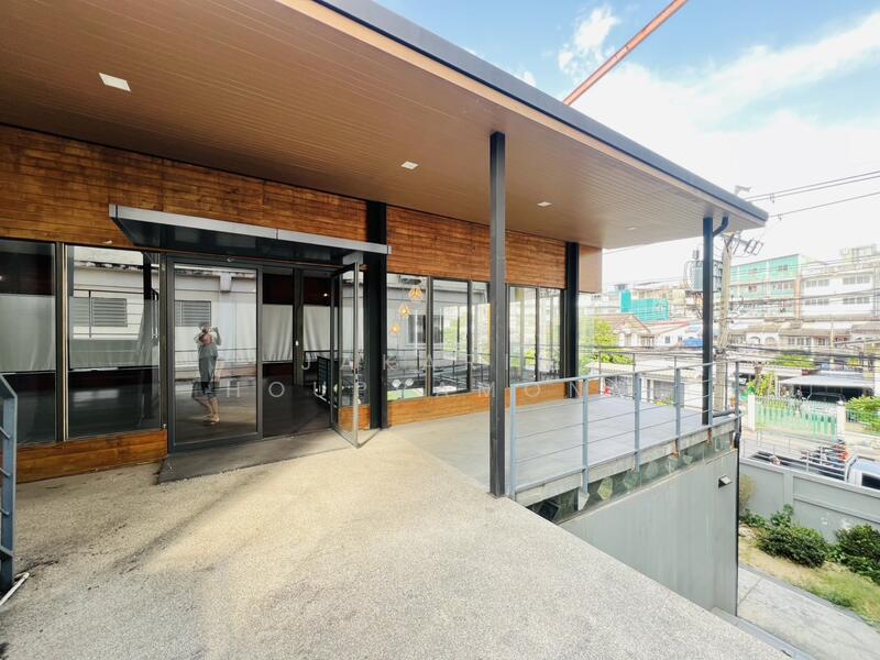 For Rent - ให้เช่าออฟฟิศ 3ชั้น ติวานนท์ อ.เมือง นนทบุรี ใกล้MRTกระทรวงสาธารณะสุข, Nonthaburi