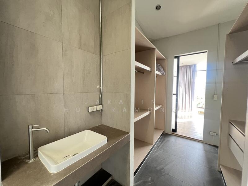 For Rent - ให้เช่าออฟฟิศ 3ชั้น ติวานนท์ อ.เมือง นนทบุรี ใกล้MRTกระทรวงสาธารณะสุข, Nonthaburi