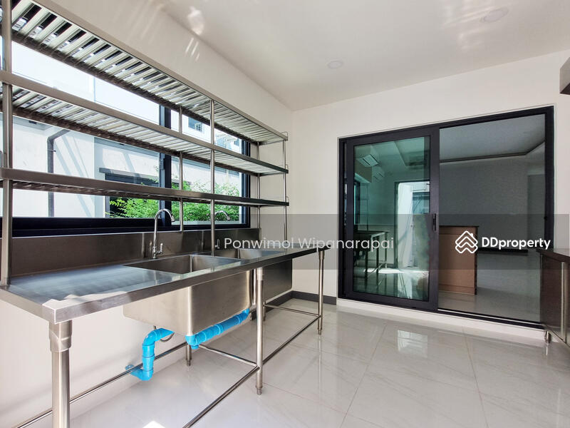 THE CITY SUKHUMVIT - ON NUT, Bangkok, Prawet, Prawet, Bangkok, 4 Bedrooms, 345 sqm, Single Detached House For Sale, by Ponwimol Wipanarapai, 10952073 - DDproperty.com