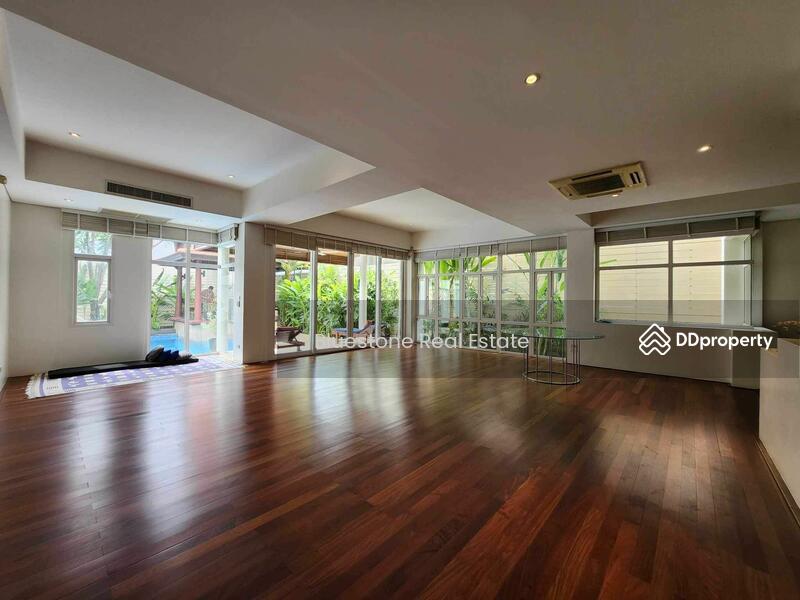 บ้านเดี่ยว 4 ห้องนอน สระว่ายน้ำส่วนตัว พร้อมพงษ์, กรุงเทพ, คลองตันเหนือ, วัฒนา, กรุงเทพ, 400 ตร.ม., บ้านเดี่ยว ให้เช่า, โดย Thiti Boonchurn, 10954026 - DDproperty.com