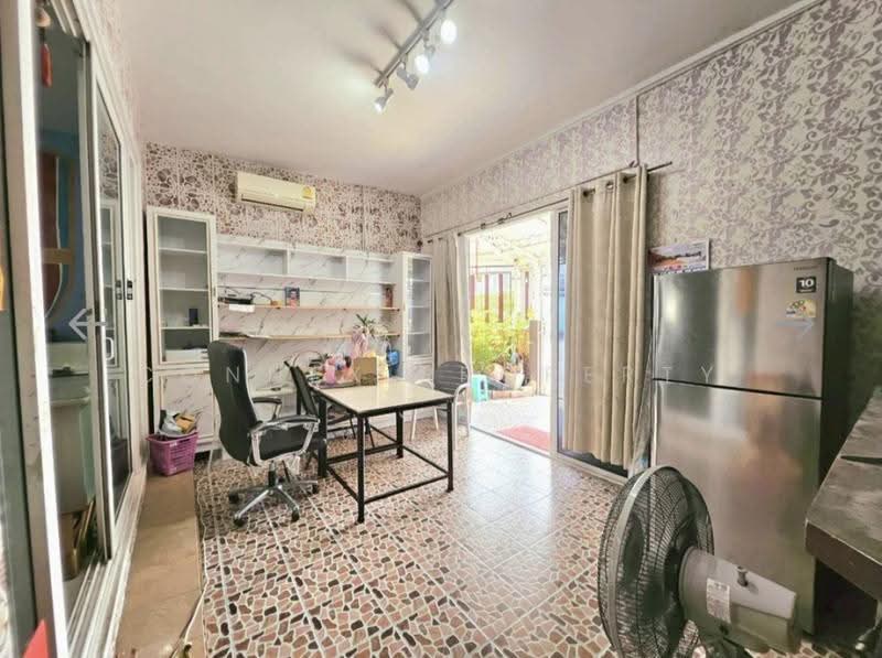 Gusto Suksawat 26, Bangkok, Soi Suksawat 26, Suksawat Road, Bangpakok, Rat Burana, Bangkok, 4 Bedrooms, 132 sqm, Townhouse For Sale, by Connex Property, 10956340 - DDproperty.com