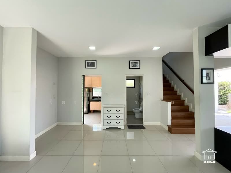 Mantana Lake Watcharapol, Bangkok, Sukhaphiban 5 Road, O-Ngoen, Sai Mai, Bangkok, 3 Bedrooms, 168 sqm, Single Detached House For Rent, by วิจิตรา จิตรวงษ์ตระกูล, 10956877 - DDproperty.com