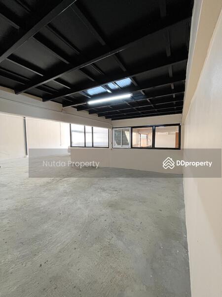 For Rent - Warehouse with office Ratchadaphisek, Bangkok