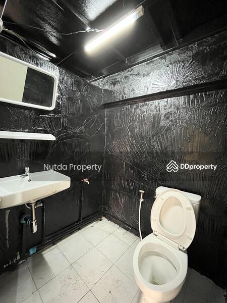 For Rent - Warehouse with office Ratchadaphisek, Bangkok