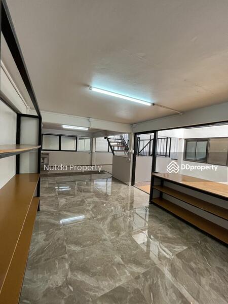 For Rent - Warehouse with office Ratchadaphisek, Bangkok