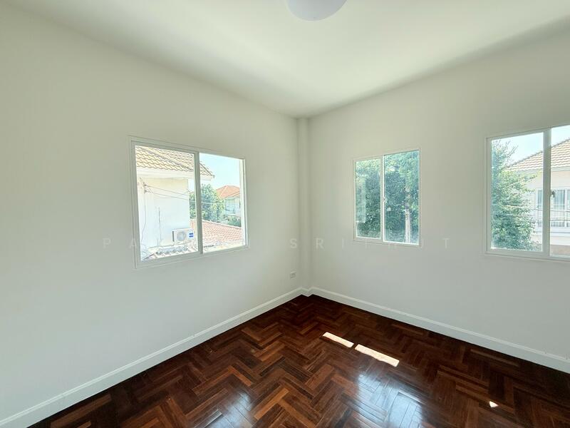 ขาย - Baan Lalin In The Park Wongwaen – Rattanathibet : บ้านลลิล อิน เดอะ พาร์ค วงแหวนฯ – รัตนาธิเบศร์, นนทบุรี