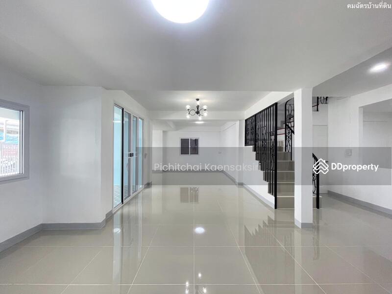 Large 2-storey detached house, Thai Thani Soi 10, Nava Nakorn, Pathum Thani, Pathum Thani, Khlong Nung, Khlong Luang, Pathum Thani, 5 Bedrooms, 238 sqm, Single Detached House For Sale, by Pichitchai Kaensaksiri, 10968157 - DDproperty.com