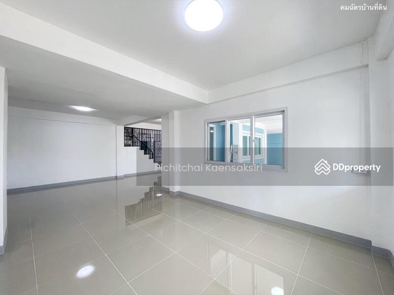 Large 2-storey detached house, Thai Thani Soi 10, Nava Nakorn, Pathum Thani, Pathum Thani, Khlong Nung, Khlong Luang, Pathum Thani, 5 Bedrooms, 238 sqm, Single Detached House For Sale, by Pichitchai Kaensaksiri, 10968157 - DDproperty.com