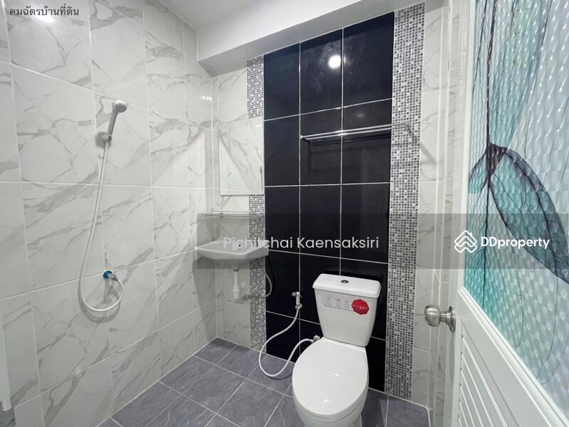 Large 2-storey detached house, Thai Thani Soi 10, Nava Nakorn, Pathum Thani, Pathum Thani, Khlong Nung, Khlong Luang, Pathum Thani, 5 Bedrooms, 238 sqm, Single Detached House For Sale, by Pichitchai Kaensaksiri, 10968157 - DDproperty.com