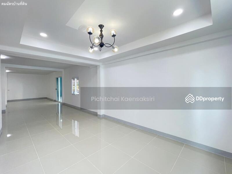 Large 2-storey detached house, Thai Thani Soi 10, Nava Nakorn, Pathum Thani, Pathum Thani, Khlong Nung, Khlong Luang, Pathum Thani, 5 Bedrooms, 238 sqm, Single Detached House For Sale, by Pichitchai Kaensaksiri, 10968157 - DDproperty.com
