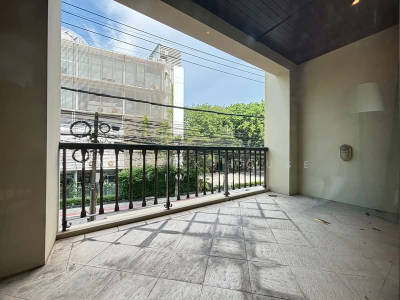 The Cadogan Private Residence, Bangkok, Soi Sukhumvit 39, Khlong Tan Nua, Watthana, Bangkok, 2 Bedrooms, 175 sqm, Condo For Rent, by Bangkok House Living, 10971424 - DDproperty.com