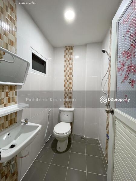 Porn Thaweewat 1 Village, Khlong Nueng Subdistrict, Khlong Luang District, Pathum Thani, Pathum Thani, Khlong Nung, Khlong Luang, Pathum Thani, 2 Bedrooms, 68 sqm, Townhouse For Sale, by Pichitchai Kaensaksiri, 10971464 - DDproperty.com