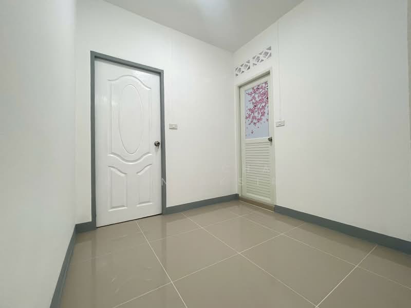 Porn Thaweewat 1 Village, Khlong Nueng Subdistrict, Khlong Luang District, Pathum Thani, Pathum Thani, Khlong Nung, Khlong Luang, Pathum Thani, 2 Bedrooms, 68 sqm, Townhouse For Sale, by Pichitchai Kaensaksiri, 10971464 - DDproperty.com