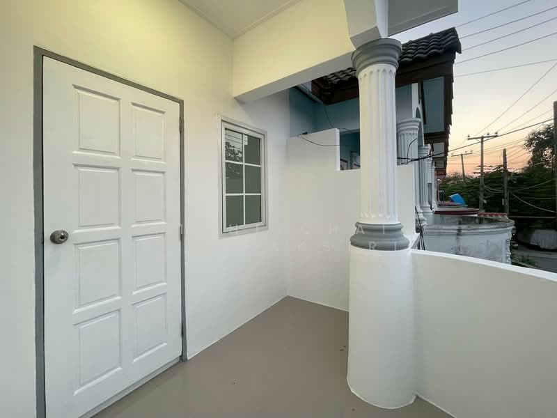 Porn Thaweewat 1 Village, Khlong Nueng Subdistrict, Khlong Luang District, Pathum Thani, Pathum Thani, Khlong Nung, Khlong Luang, Pathum Thani, 2 Bedrooms, 68 sqm, Townhouse For Sale, by Pichitchai Kaensaksiri, 10971464 - DDproperty.com