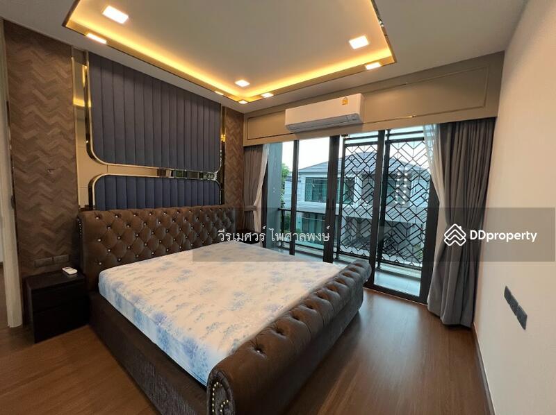 Grand Britania Bangna Km.12 : แกรนด์ บริทาเนีย บางนา กม.12 