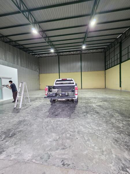 For Rent - โกดังหัวทะเล 300ตรม. ติดถนน4เลน พร้อมอ๊อฟฟิต 2ห้อง 2ห้องน้ำ ปล่อยเช่า ในราคาเบาๆๆ 30,000/ด, Nakhon Ratchasima